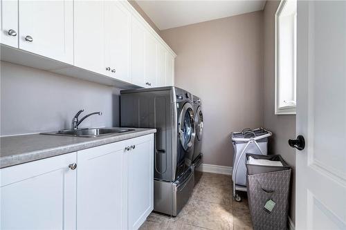 4979 Merritt Road N, Beamsville, ON - Indoor Photo Showing Laundry Room