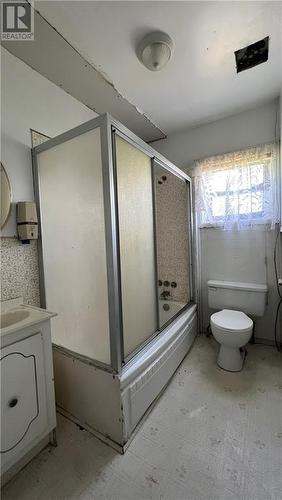 40650 Highway 17 Highway, Stonecliffe, ON - Indoor Photo Showing Bathroom