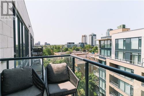 360 Patricia Avenue Unit#813, Ottawa, ON - Outdoor With Exterior