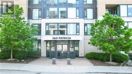 360 Patricia Avenue Unit#813, Ottawa, ON - Outdoor