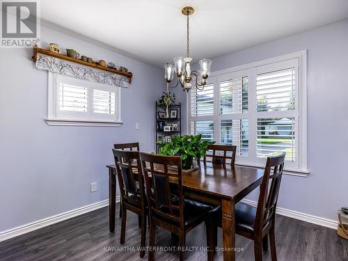 24 Cedar Dale Dr, Kawartha Lakes, ON - Indoor Photo Showing Dining Room