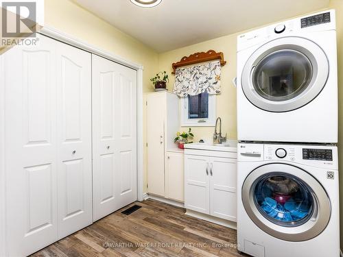 24 Cedar Dale Dr, Kawartha Lakes, ON - Indoor Photo Showing Laundry Room