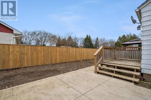 15 Shakespeare Ave, St. Catharines, ON - Outdoor With Exterior