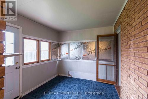 16 Kingsway Crt, Belleville, ON - Indoor Photo Showing Other Room