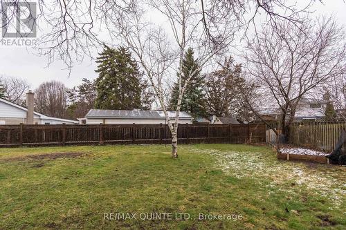 16 Kingsway Crt, Belleville, ON - Outdoor With Backyard