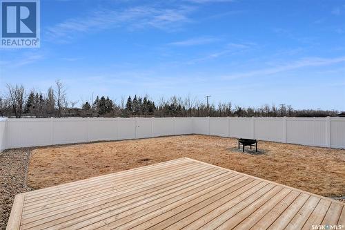 1037 Maplewood Drive, Moose Jaw, SK - Outdoor