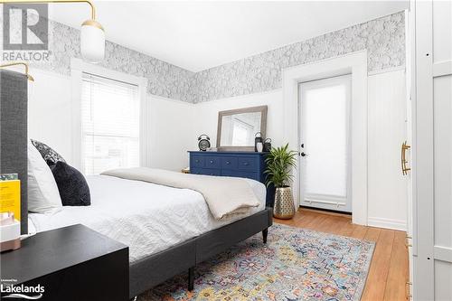 93 Ontario Street, Bracebridge, ON - Indoor Photo Showing Bedroom