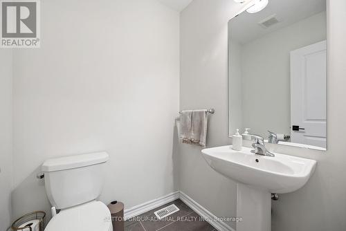 3 Bretlon St, Brampton, ON - Indoor Photo Showing Bathroom