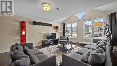 3 Eider Place, Paradise, NL - Indoor Photo Showing Living Room