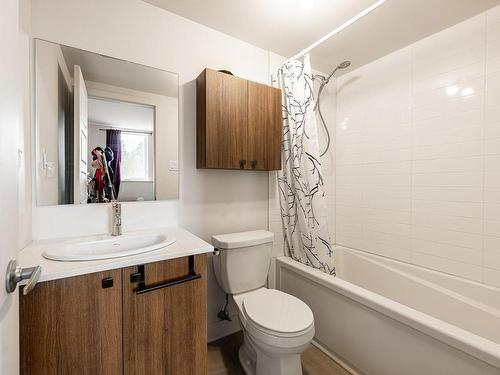 Ensuite bathroom - 16840 Av. Du Caddy, Saint-Hyacinthe, QC - Indoor Photo Showing Bathroom