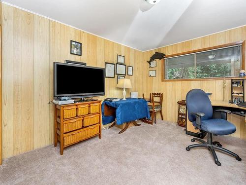 7996 Greendale Rd, Lake Cowichan, BC - Indoor