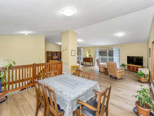7996 Greendale Rd, Lake Cowichan, BC - Indoor Photo Showing Dining Room