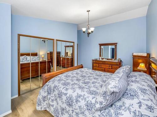 7996 Greendale Rd, Lake Cowichan, BC - Indoor Photo Showing Bedroom