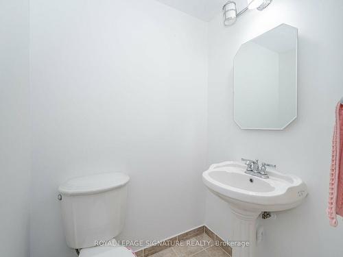 9-2380 Bromsgrove Rd, Mississauga, ON - Indoor Photo Showing Bathroom