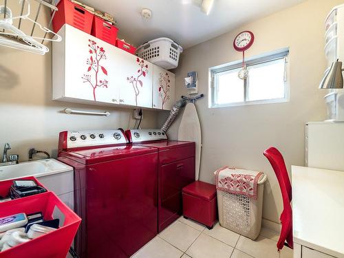 Salle de lavage - 7495 Ch. Wavell, Côte-Saint-Luc, QC - Indoor Photo Showing Laundry Room