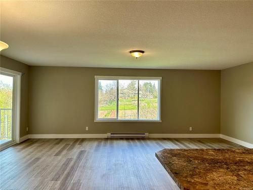 406 Alpen Way, Nanaimo, BC - Indoor Photo Showing Other Room