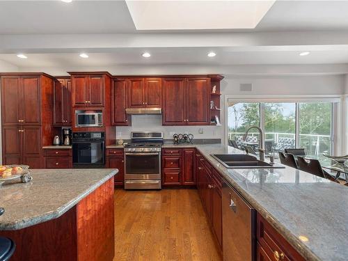 4373 Wildflower Lane, Saanich, BC - Indoor Photo Showing Kitchen With Double Sink