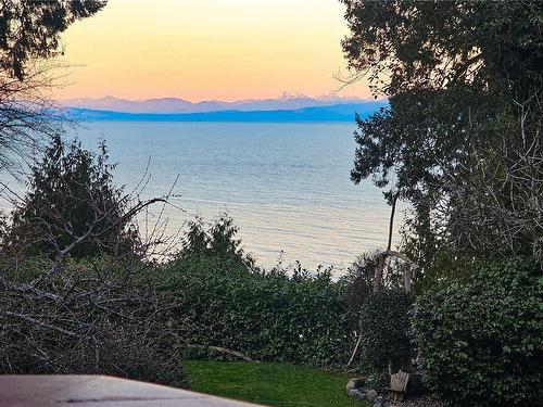 5151 Island Hwy West, Qualicum Beach, BC - Outdoor With Body Of Water With View