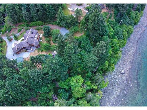 5151 Island Hwy West, Qualicum Beach, BC - Outdoor