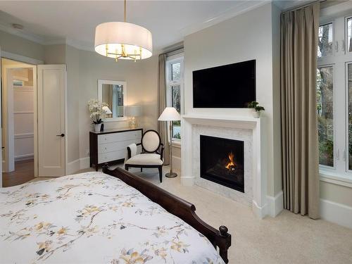 2695 Lansdowne Rd, Oak Bay, BC - Indoor Photo Showing Bedroom With Fireplace