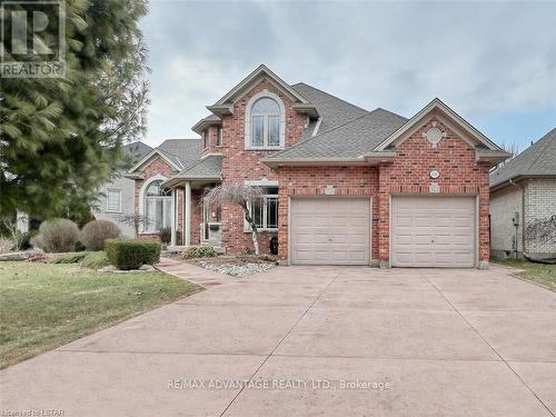 4207 Masterson Circle, London, ON - Outdoor With Facade