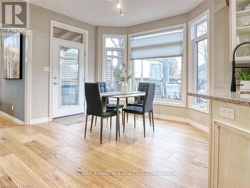4207 Masterson Circ, London, ON - Indoor Photo Showing Dining Room