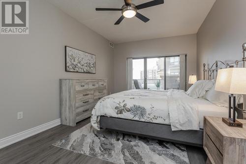 #219 -2075 Amherst Heights Dr, Burlington, ON - Indoor Photo Showing Bedroom