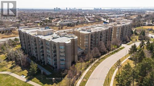 #219 -2075 Amherst Heights Dr, Burlington, ON - Outdoor With View