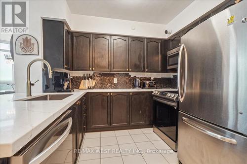 904 - 215 Sherway Gardens Road, Toronto, ON - Indoor Photo Showing Kitchen With Upgraded Kitchen