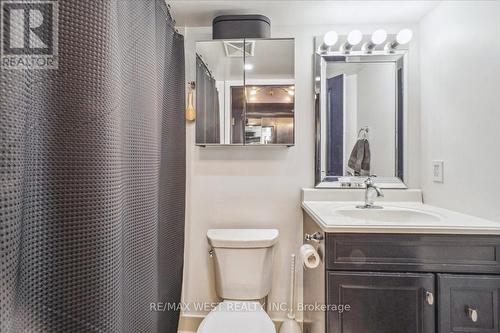 904 - 215 Sherway Gardens Road, Toronto, ON - Indoor Photo Showing Bathroom