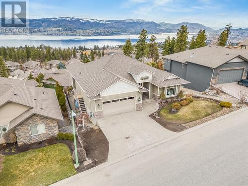 654 Dougherty Avenue, Kelowna, BC - Outdoor With Body Of Water