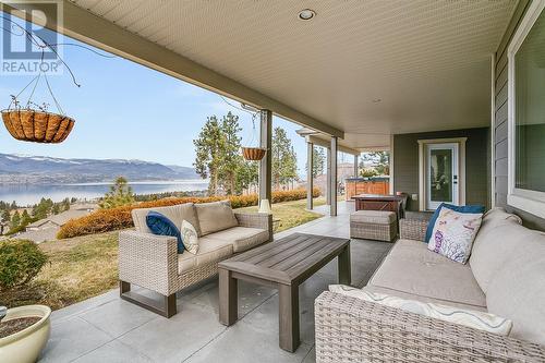 654 Dougherty Avenue, Kelowna, BC - Outdoor With Deck Patio Veranda With Exterior