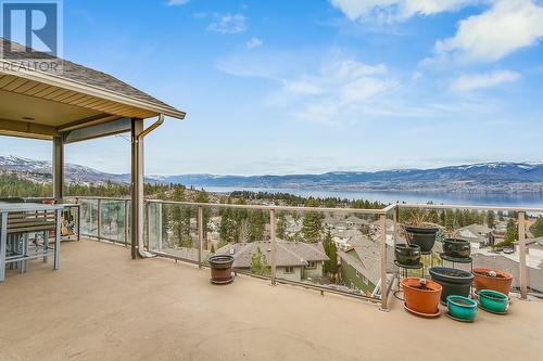 654 Dougherty Avenue, Kelowna, BC - Outdoor With Body Of Water With View