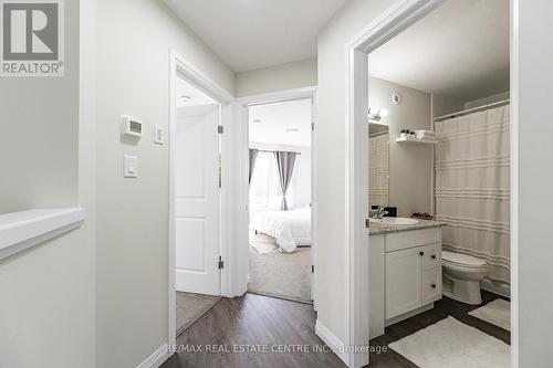 #B3 -24 Morrison Rd, Kitchener, ON - Indoor Photo Showing Bathroom