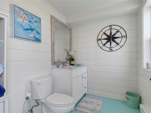 304 Silversage Bluff Lane, Vernon, BC - Indoor Photo Showing Bathroom