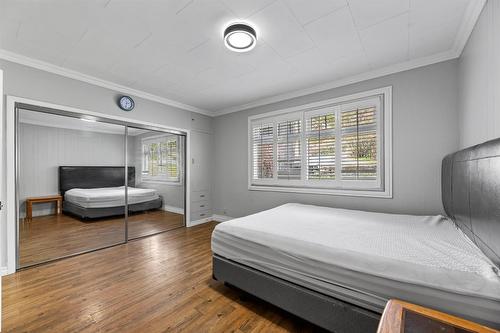 3904 32 Avenue, Vernon, BC - Indoor Photo Showing Bedroom