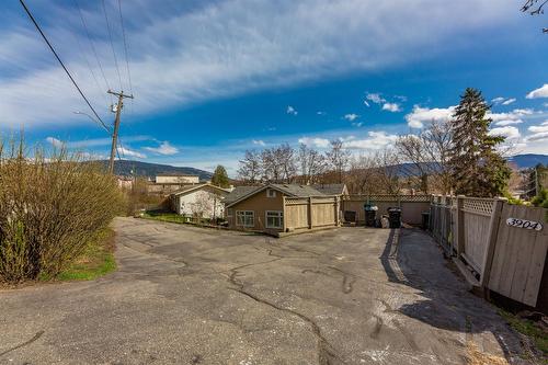 3904 32 Avenue, Vernon, BC - Outdoor