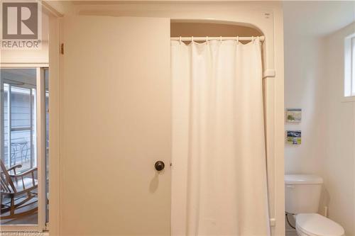 507 Third Avenue N, Sauble Beach, ON - Indoor Photo Showing Bathroom