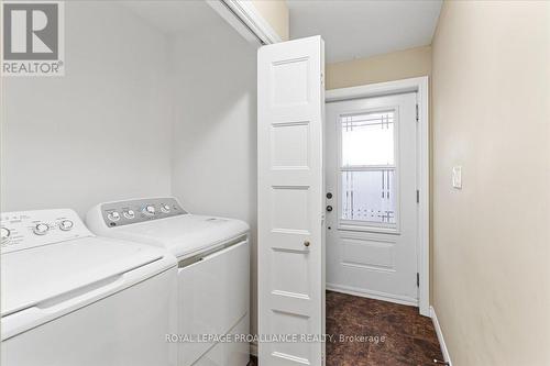 556 Water Rd, Prince Edward County, ON - Indoor Photo Showing Laundry Room