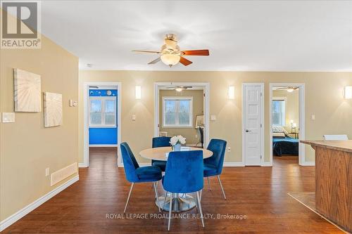 556 Water Rd, Prince Edward County, ON - Indoor Photo Showing Dining Room