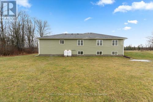556 Water Rd, Prince Edward County, ON - Outdoor