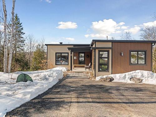 Frontage - 23 Rue De La Montagne-Verte, Sainte-Marguerite-Du-Lac-Masson, QC - Outdoor