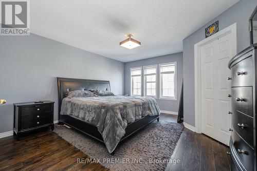 20 - 8 Bradley Avenue N, Hamilton, ON - Indoor Photo Showing Bedroom