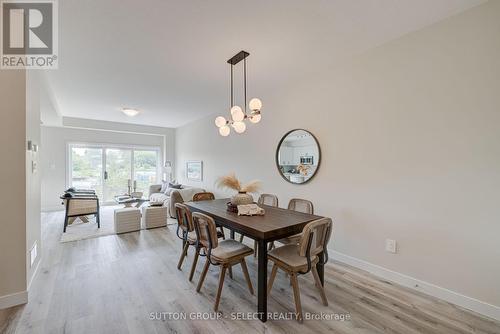 6921 Royal Magnolia Avenue, London, ON - Indoor Photo Showing Dining Room