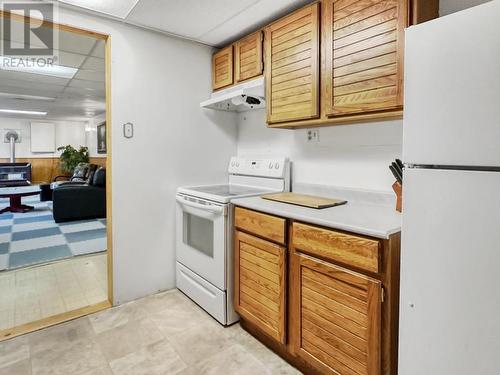 112 Conrad Crescent, Williams Lake, BC - Indoor Photo Showing Kitchen