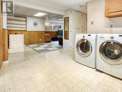 112 Conrad Crescent, Williams Lake, BC - Indoor Photo Showing Laundry Room