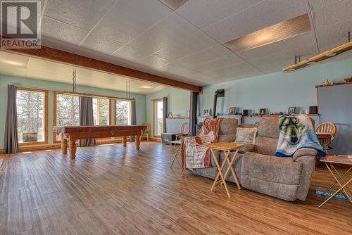2952 Prospector Road, 150 Mile House, BC - Indoor
