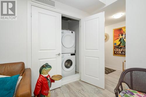 #507 -9700 Ninth Line, Markham, ON - Indoor Photo Showing Laundry Room