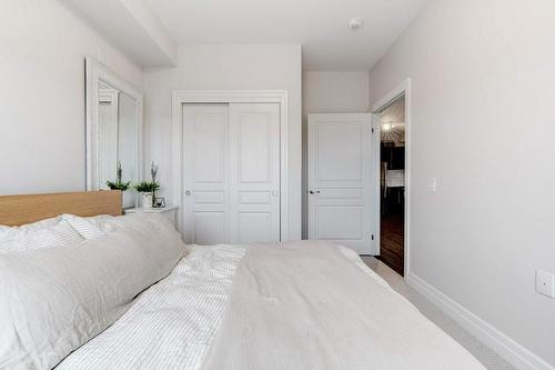 212 Lakeport Road|Unit #212, St. Catharines, ON - Indoor Photo Showing Bedroom