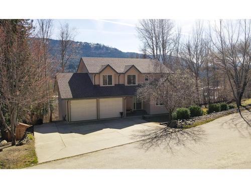 5820 Woodland Drive, Taghum, BC - Outdoor